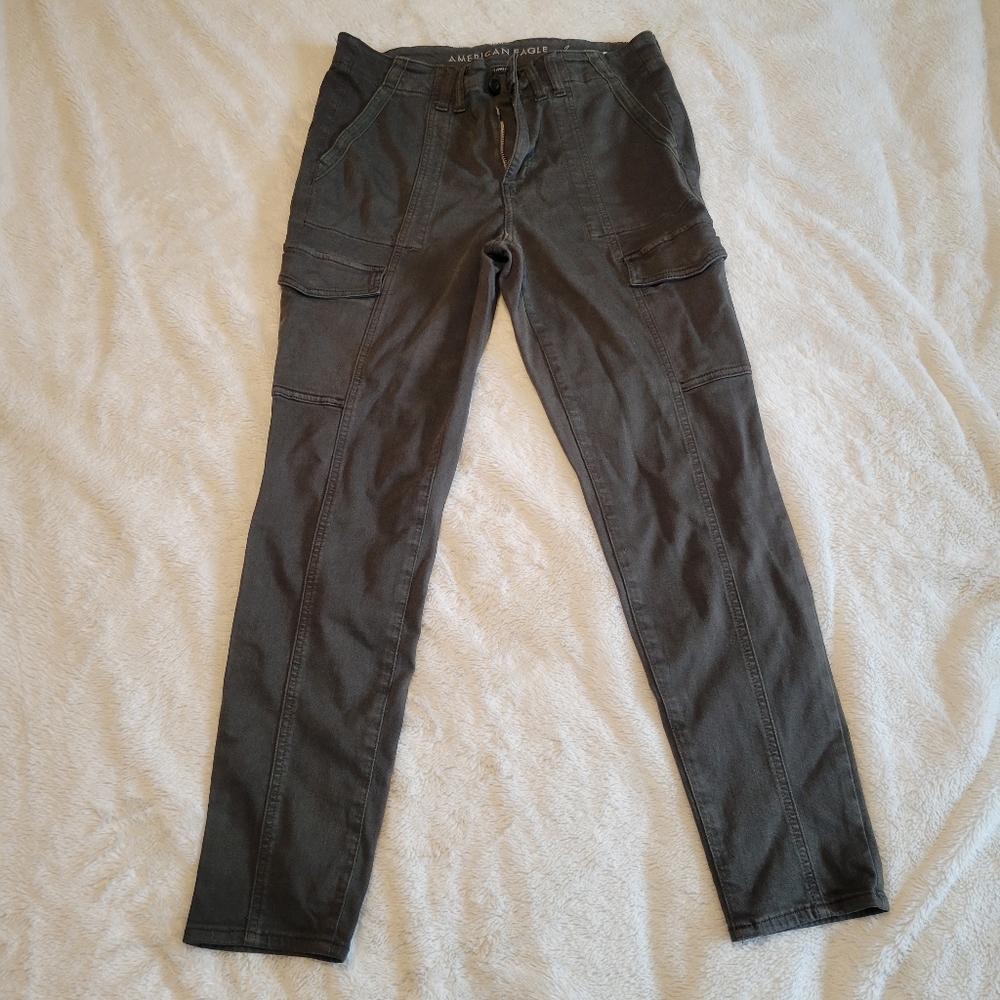 American Eagle Size 12 Cargo Jeggings